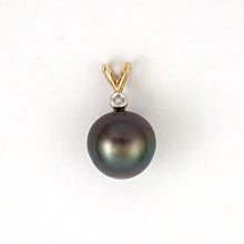Load image into Gallery viewer, 14k Yellow Gold Diamond Natural Black Tahitian Pearl Pendant