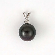 Load image into Gallery viewer, 14k White Gold Black Tahitian Pearl &amp; Diamond Pendant