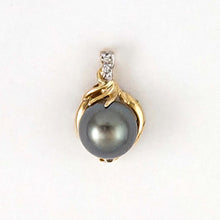 Load image into Gallery viewer, 14k Yellow Gold Octopus Black Tahitian Pearl &amp; Diamond Pendant