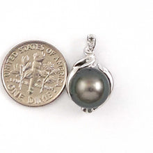 Load image into Gallery viewer, 14k White Gold Feather Black Tahitian Pearl Pendant