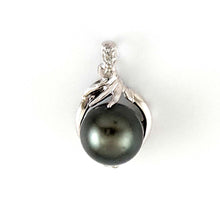 Load image into Gallery viewer, 14k White Gold Diamond &amp; Black Tahitian Pearl Pendant