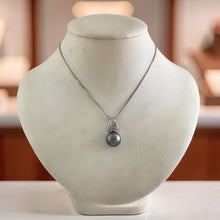 Load image into Gallery viewer, 14k White Gold Diamond Crown Blue-Silver Tahitian Pearl Pendant