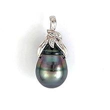 Load image into Gallery viewer, 14k White Gold Peacock Tahitian Pearl &amp; Diamond Pendant