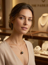 Load image into Gallery viewer, 14k Yellow Gold Flower-Cap Black Tahitian Pearl Pendant
