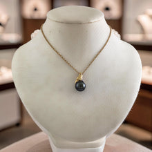 Load image into Gallery viewer, 14k Gold Wing-Bale Black Tahitian Pearl &amp; Diamond Pendant