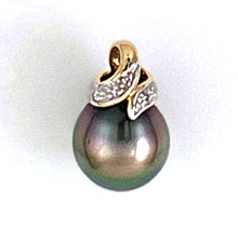 Load image into Gallery viewer, 14k Yellow Gold &amp; Diamond Natural Peacock Tahitian Pearl Pendant