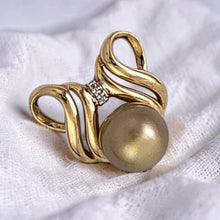 Load image into Gallery viewer, 14k Yellow Gold &amp; Diamond Champagne Tahitian Pearl Pendant