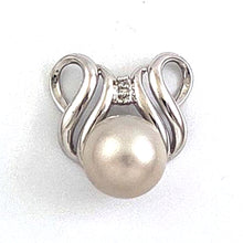 Load image into Gallery viewer, 14k White Gold &amp; Diamond Grey-Tone Tahitian Pearl Pendant