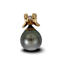 Load image into Gallery viewer, Tear-Shape Black Tahitian Pearl &amp; Diamond Angel-Wing Pendant