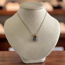 Load image into Gallery viewer, Tear-Shape Black Tahitian Pearl &amp; Diamond Angel-Wing Pendant