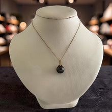 Load image into Gallery viewer, 14k Yellow Gold Star-Bale &amp; Diamond Tahitian Pearl Pendant