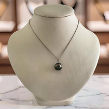 Load image into Gallery viewer, 14k Solid White Gold Star-Bale &amp; Diamond Baroque Black Tahitian Pearl Pendant