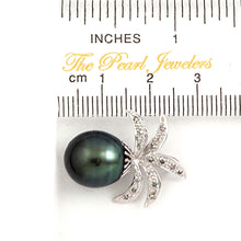 Load image into Gallery viewer, 14k White Gold Pineapple-Bale &amp; 16-Diamond Black Tahitian Pearl Pendant