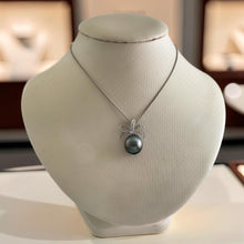 Load image into Gallery viewer, 14k White Gold Pineapple-Bale &amp; 16-Diamond Tahitian Pearl Pendant