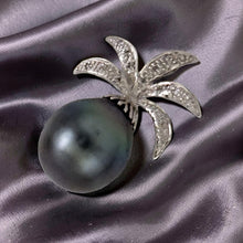 Load image into Gallery viewer, 14k Solid White Gold Pineapple-Bale &amp; Diamond Black Tahitian Pearl Pendant