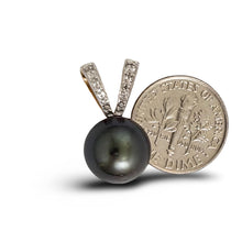 Load image into Gallery viewer, 14k Solid Yellow Gold Rabbit-Ear &amp; Diamond Black Tahitian Pearl Pendant