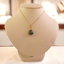 Load image into Gallery viewer, 14k Yellow Gold &amp; 6-Diamond Black Tahitian Pearl Pendant