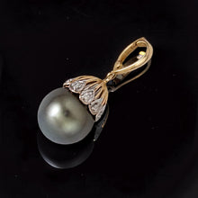 Load image into Gallery viewer, 14k Yellow Gold &amp; 6-Diamond 12 mm Black Tahitian Pearl Pendant