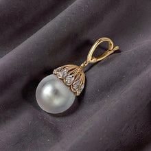 Load image into Gallery viewer, 14k Yellow Gold &amp; 6-Diamond Silver-Tone Baroque Pearl Pendant