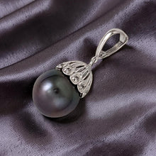 Load image into Gallery viewer, 14k White Gold &amp; 6-Diamond Black Tahitian Pearl Pendant