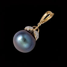 Load image into Gallery viewer, 14k Yellow Gold Enhance-Bail &amp; Diamond Black Tahitian Pearl Pendant