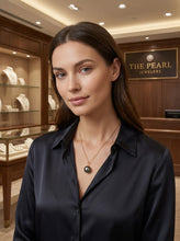 Load image into Gallery viewer, 14k Yellow Gold Flower-Bale Peacock Tahitian Pearl Pendant