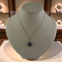 Load image into Gallery viewer, Genuine Black Tahitian Pearl &amp; 14k Yellow Gold Diamond Accent Pendant
