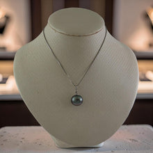 Load image into Gallery viewer, Blue Tahitian Pearl &amp; 14k White Gold Diamond Accent Pendant