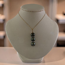 Load image into Gallery viewer, 14k Yellow Gold &amp; Diamonds 3-Series Black Tahitian Pearl Pendant