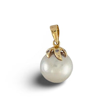 Load image into Gallery viewer, White-Smoke Tahitian Pearl &amp; Diamond Star-Bale in 14k Yellow Gold