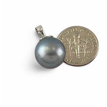 Load image into Gallery viewer, Gray Tahitian Pearl &amp; Diamond Star-Bale Pendant 14k