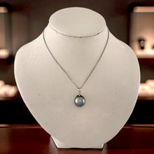 Load image into Gallery viewer, Gray Tahitian Pearl &amp; Diamond Star-Bale Pendant 14k