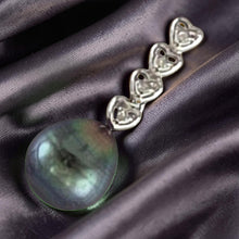 Load image into Gallery viewer, Baroque Peacock Tahitian Pearl &amp; Diamond Heart-Bale Pendant