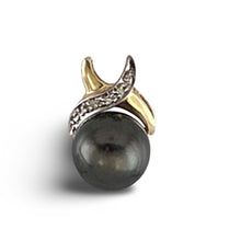 Load image into Gallery viewer, 14K X-Bale &amp; Diamond Black Tahitian Pearl Pendant