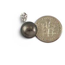 Load image into Gallery viewer, Plumeria-Bale Black Tahitian Pearl Pendant 14k