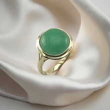 Load image into Gallery viewer, Green Jade Round Cabochon Solitaire in Solid 14K Gold