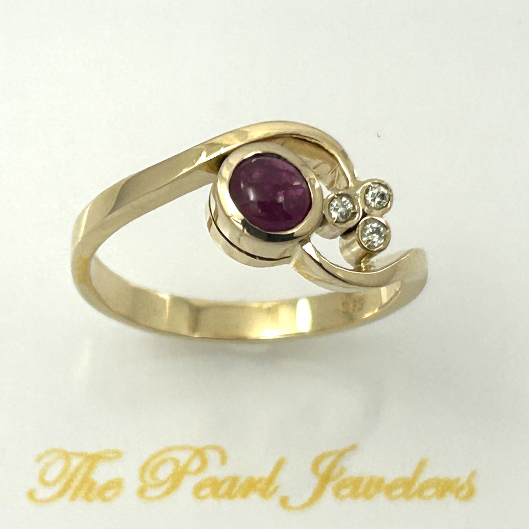 3200452 GENUINE DIAMONDS CABOCHON NATURAL RED RUBY 14K YELLOW GOLD RING