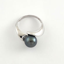 Load image into Gallery viewer, Black Tahitian Pearl 14K White Gold Wave Design Ring
