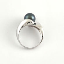 Load image into Gallery viewer, Black Tahitian Pearl 14K White Gold Wave Design Ring