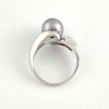 Load image into Gallery viewer, Silver Tone Tahitian Pearl 14K White Gold Ring