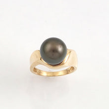 Load image into Gallery viewer, 14K Yellow Gold Black Tahitian Pearl Solitaire Ring