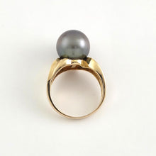 Load image into Gallery viewer, 14K Yellow Gold Black Gray Tahitian Pearl Solitaire Ring