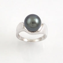Load image into Gallery viewer, Black Tahitian Pearl Ring 14K White Gold Solitaire