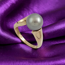 Load image into Gallery viewer, Natural Light Cyan Tahitian Pearl Ring 14K Yellow Gold Solitaire
