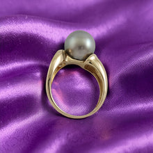 Load image into Gallery viewer, Natural Light Cyan Tahitian Pearl Ring 14K Yellow Gold Solitaire