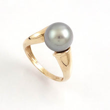 Load image into Gallery viewer, Natural Light Cyan Tahitian Pearl Ring 14K Yellow Gold Solitaire