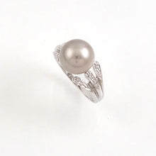Load image into Gallery viewer, Silver Gray Tahitian Pearl Ring 14K White Gold Diamond Cocktail Ring