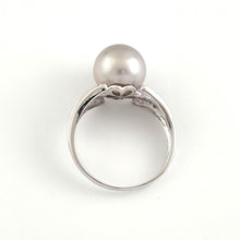 Load image into Gallery viewer, Silver Gray Tahitian Pearl Ring 14K White Gold Diamond Cocktail Ring