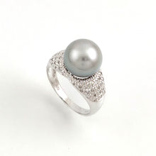 Load image into Gallery viewer, Gray Blue Tahitian Pearl Ring 14K White Gold Diamond Cocktail Ring