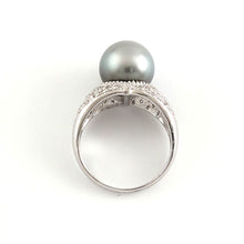 Load image into Gallery viewer, Gray Blue Tahitian Pearl Ring 14K White Gold Diamond Cocktail Ring